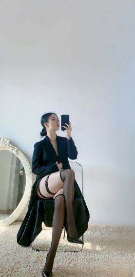 少妇羞涩呻吟乳沟偷拍视频_剧情片高清视频观看